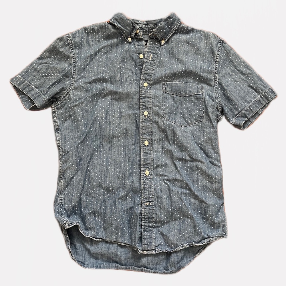 American Eagle Men’s Polka Dot Button Up Shirt